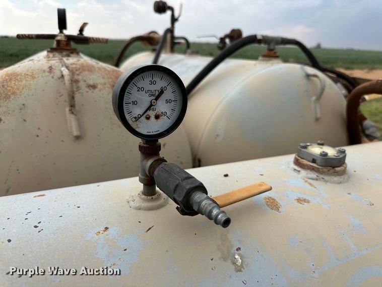 image for item DK6880 Shop built oil vacuum trailer