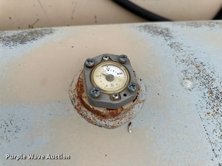 image for item DK6880 Shop built oil vacuum trailer