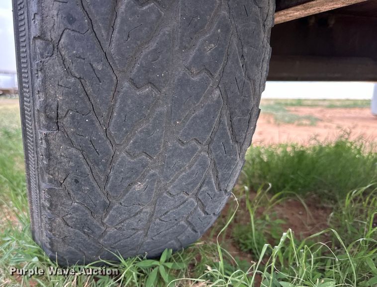 image for item DK6880 Shop built oil vacuum trailer