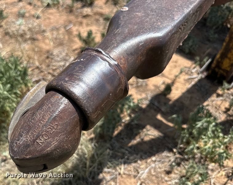 image for item DK6881 2008 Miller Bobcat 225 welder