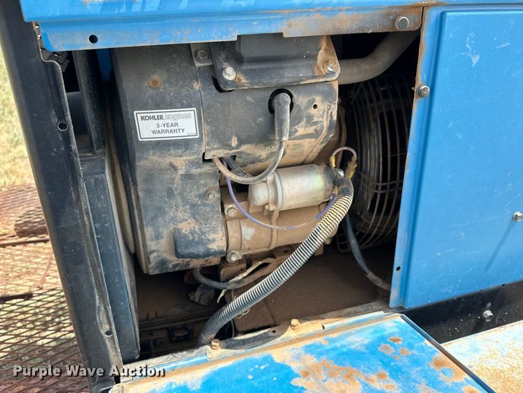 image for item DK6881 2008 Miller Bobcat 225 welder