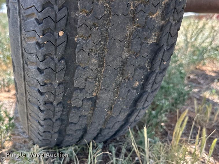 image for item DK6881 2008 Miller Bobcat 225 welder