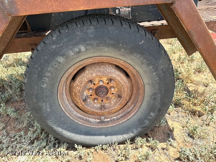 image for item DK6881 2008 Miller Bobcat 225 welder