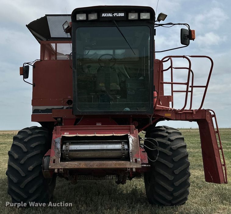 image for item DK6882 1993 Case IH 1688 Axial-Flow combine