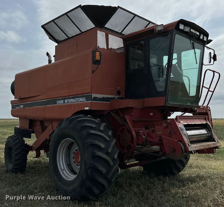 image for item DK6882 1993 Case IH 1688 Axial-Flow combine