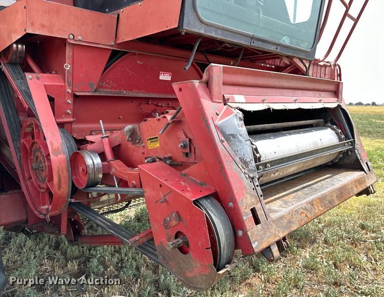 image for item DK6882 1993 Case IH 1688 Axial-Flow combine