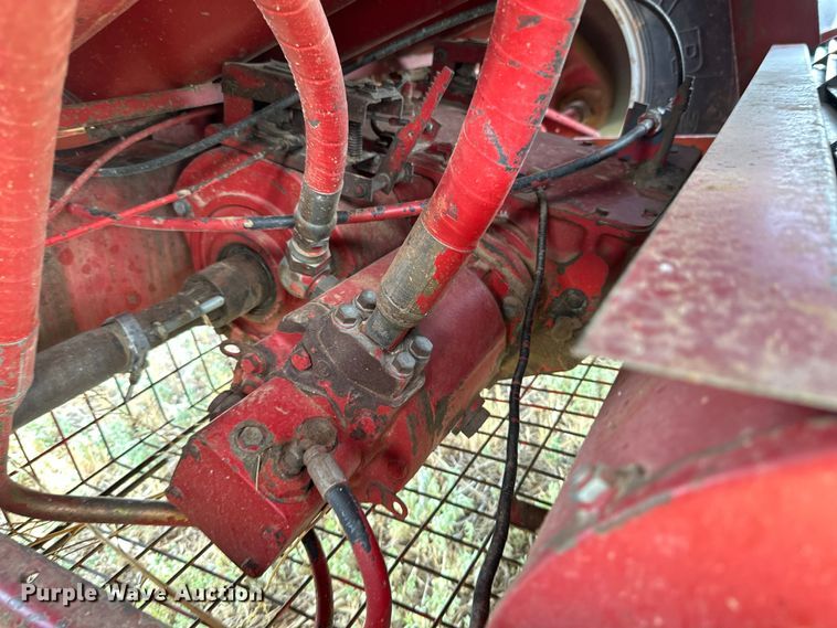 image for item DK6882 1993 Case IH 1688 Axial-Flow combine