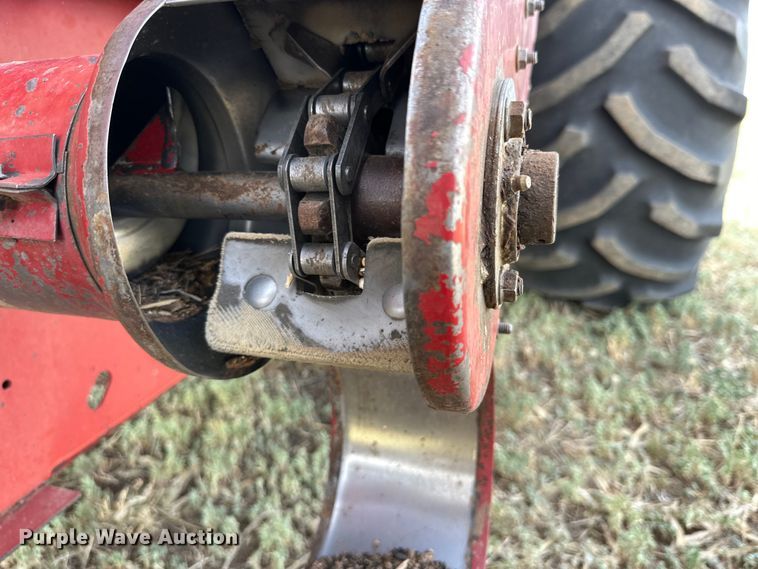 image for item DK6882 1993 Case IH 1688 Axial-Flow combine