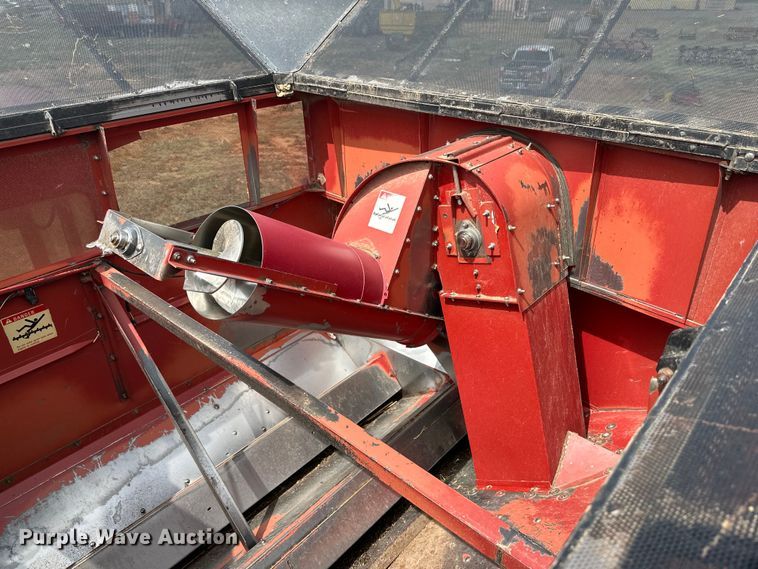 image for item DK6882 1993 Case IH 1688 Axial-Flow combine