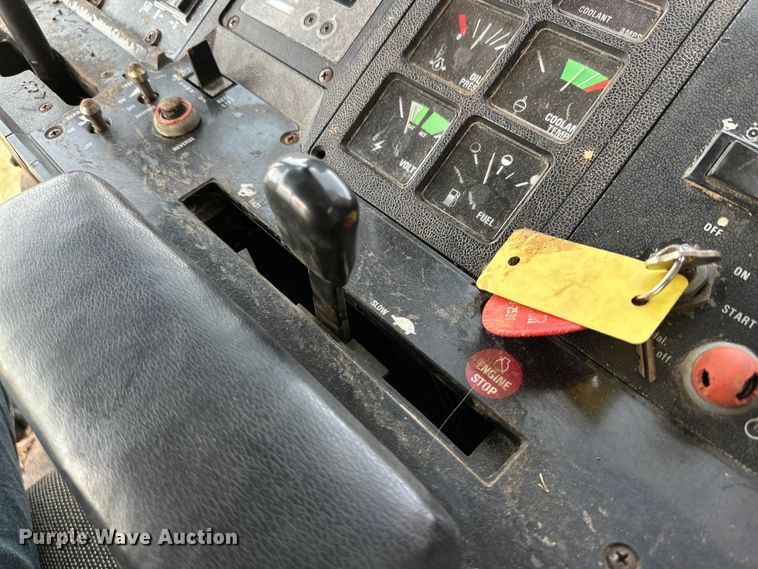 image for item DK6882 1993 Case IH 1688 Axial-Flow combine