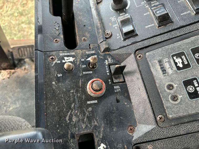 image for item DK6882 1993 Case IH 1688 Axial-Flow combine