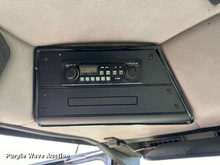 image for item DK6882 1993 Case IH 1688 Axial-Flow combine