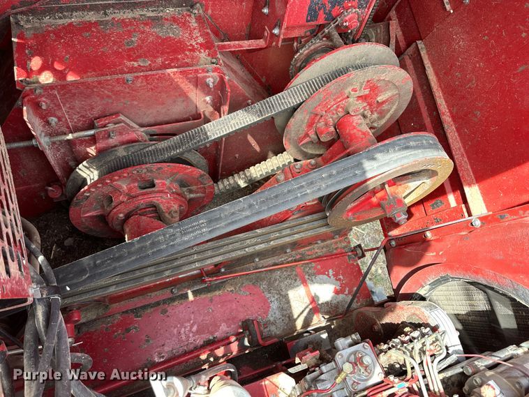 image for item DK6882 1993 Case IH 1688 Axial-Flow combine