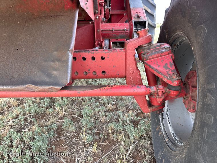 image for item DK6882 1993 Case IH 1688 Axial-Flow combine