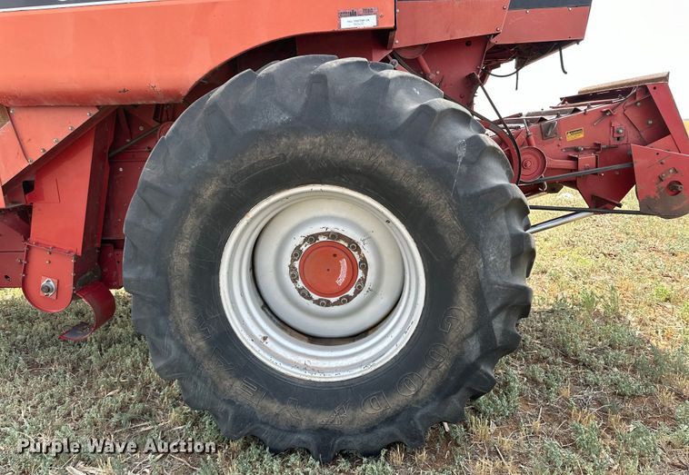 image for item DK6882 1993 Case IH 1688 Axial-Flow combine
