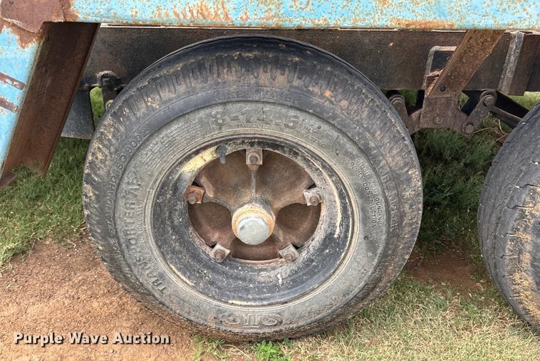 image for item DK6884 Utility trailer