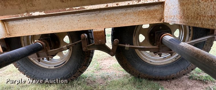 image for item DK6885 Diesel tank trailer