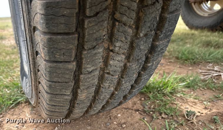 image for item DK6885 Diesel tank trailer