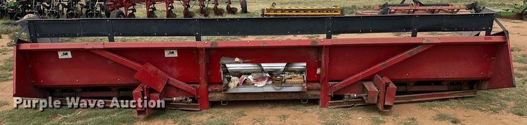 image for item DK6891 Case 1083 corn head