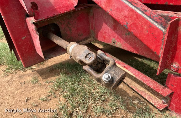 image for item DK6891 Case 1083 corn head