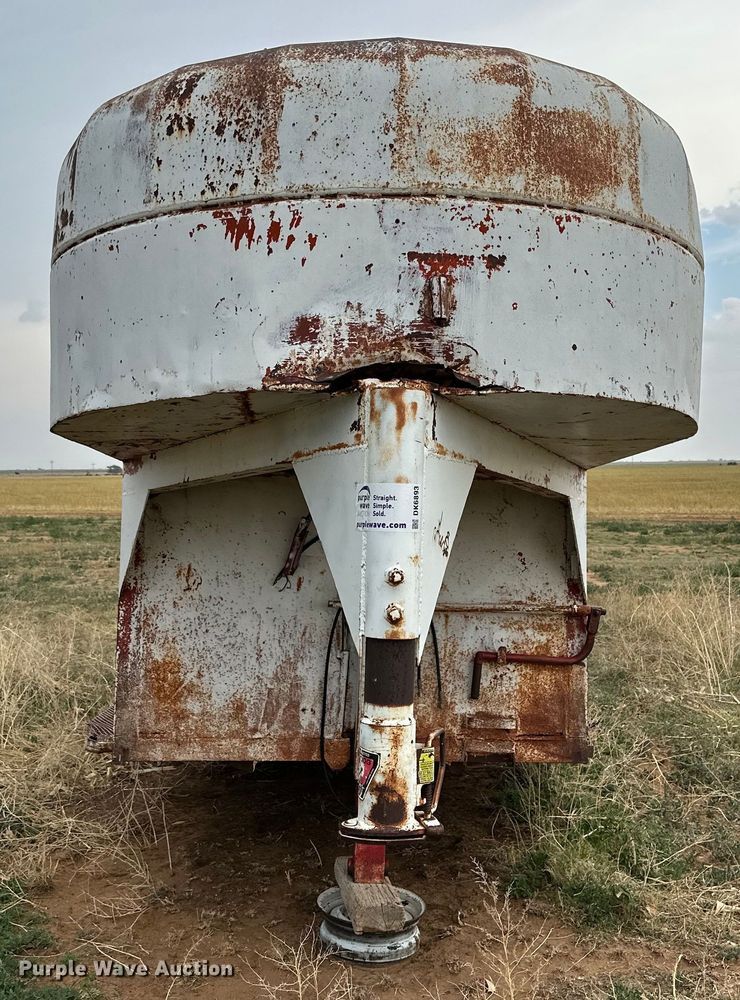 image for item DK6893 Shop built  livestock trailer