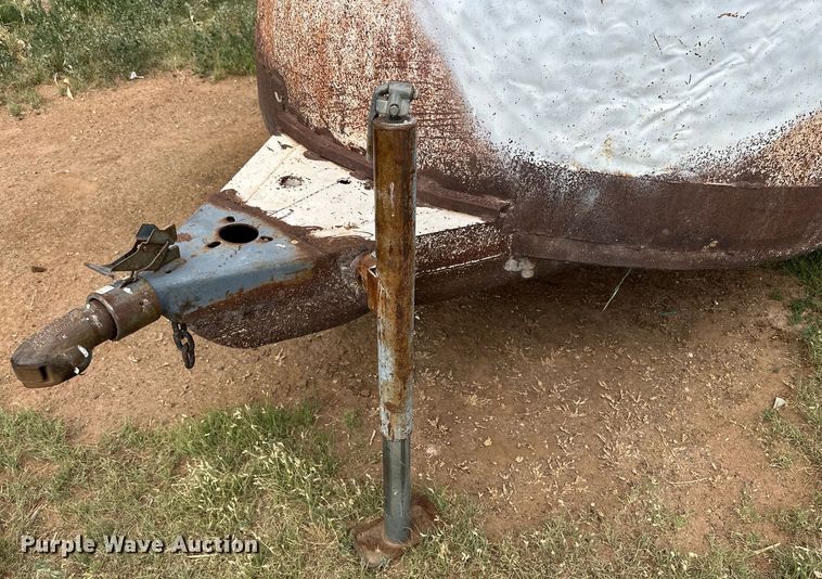 image for item DK6894 Shop built livestock trailer