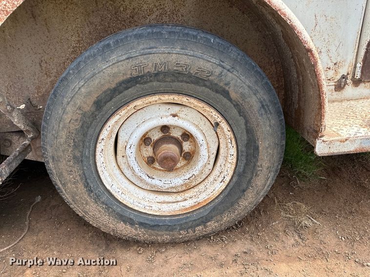 image for item DK6894 Shop built livestock trailer