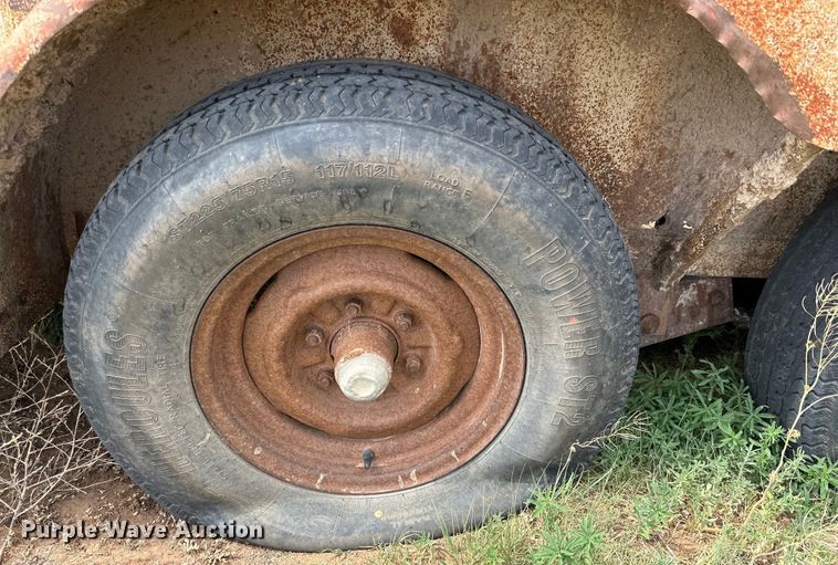 image for item DK6894 Shop built livestock trailer