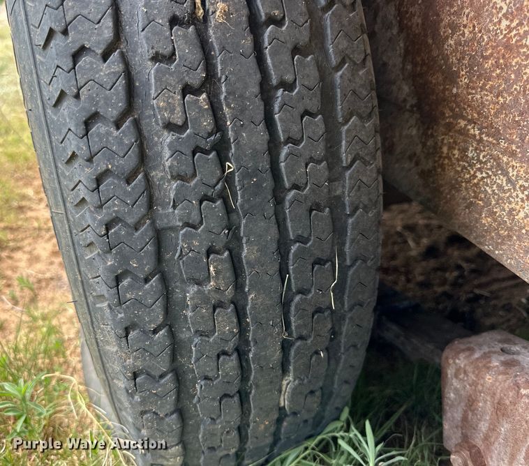 image for item DK6894 Shop built livestock trailer