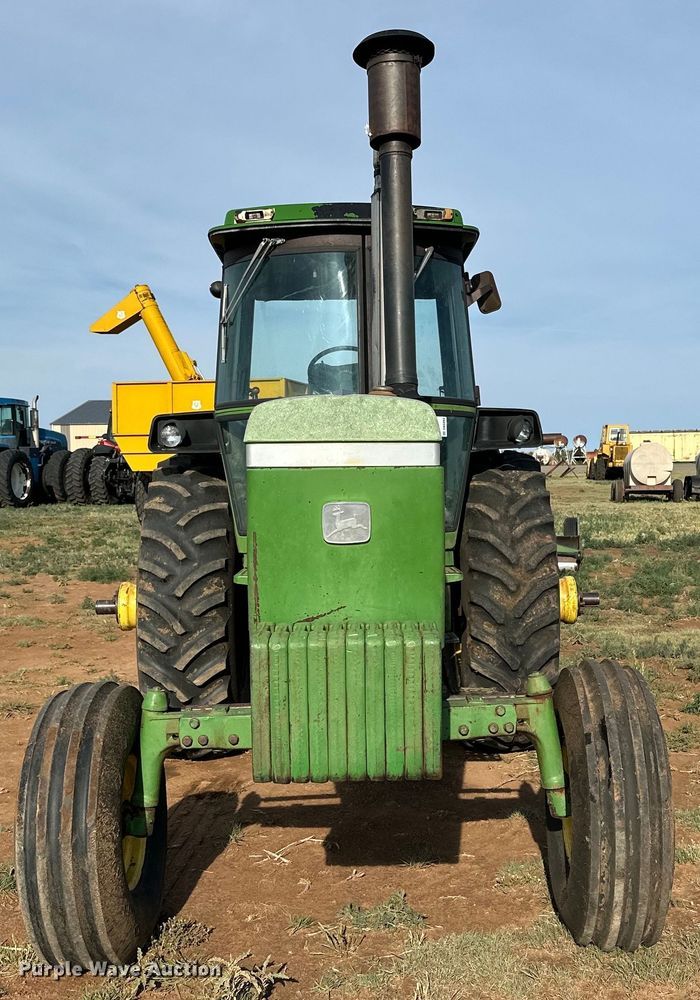 image for item DK6895 1975 John Deere 4430 tractor