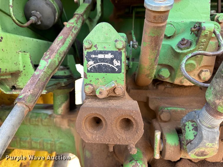 image for item DK6895 1975 John Deere 4430 tractor
