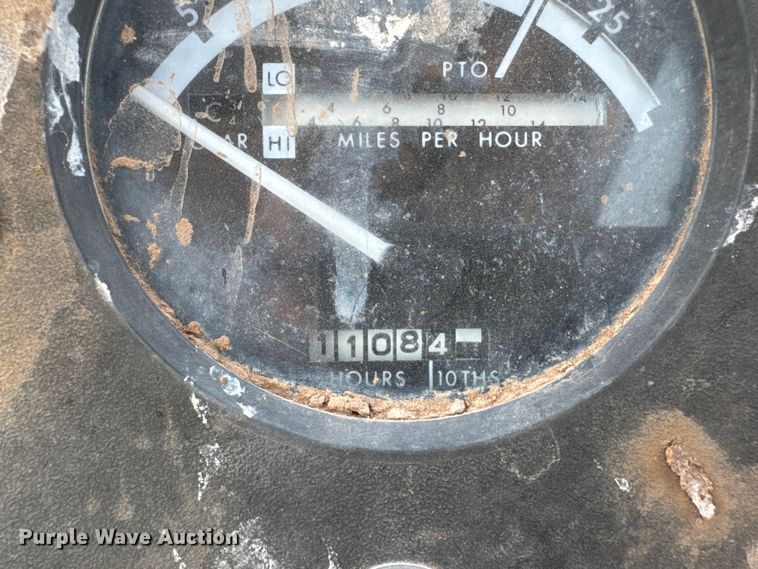 image for item DK6895 1975 John Deere 4430 tractor