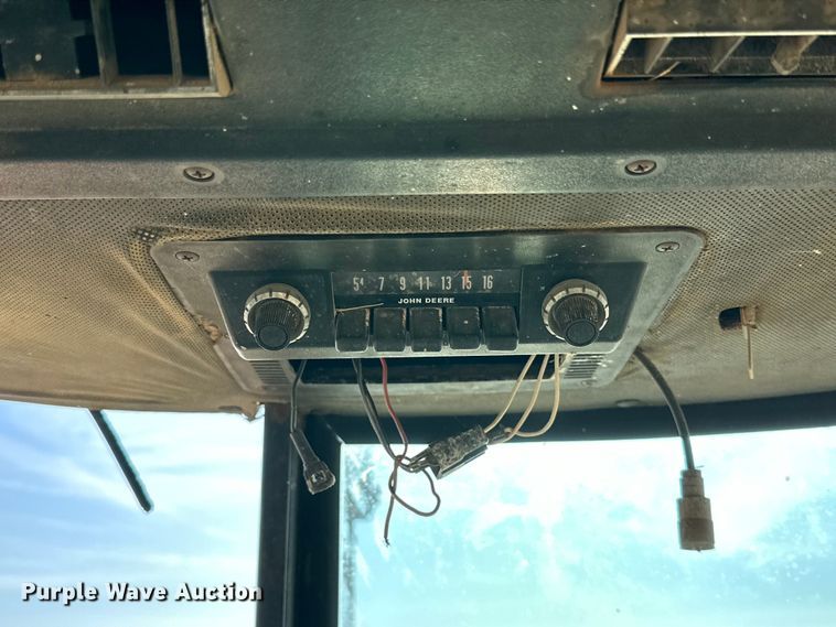 image for item DK6895 1975 John Deere 4430 tractor