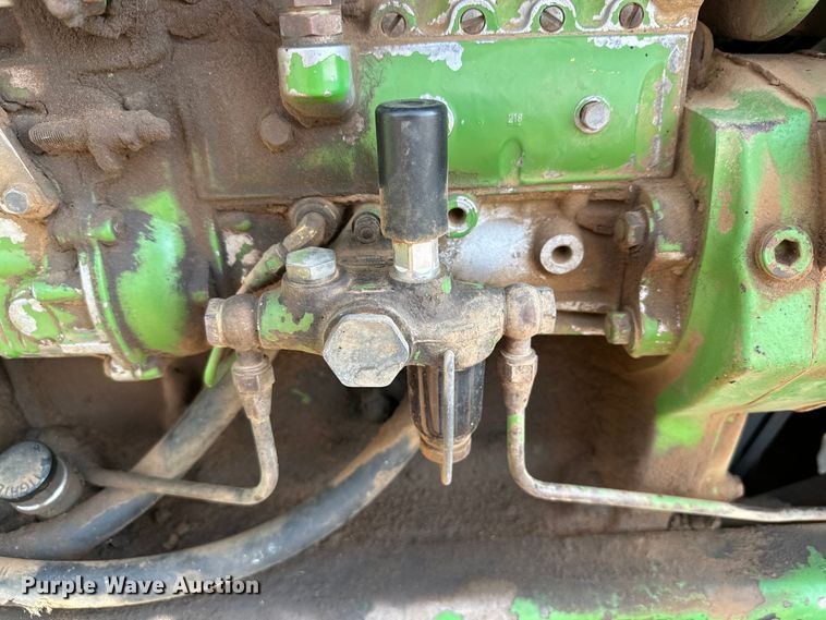 image for item DK6895 1975 John Deere 4430 tractor