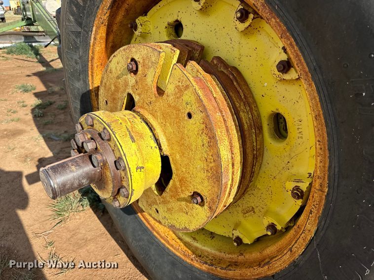 image for item DK6895 1975 John Deere 4430 tractor