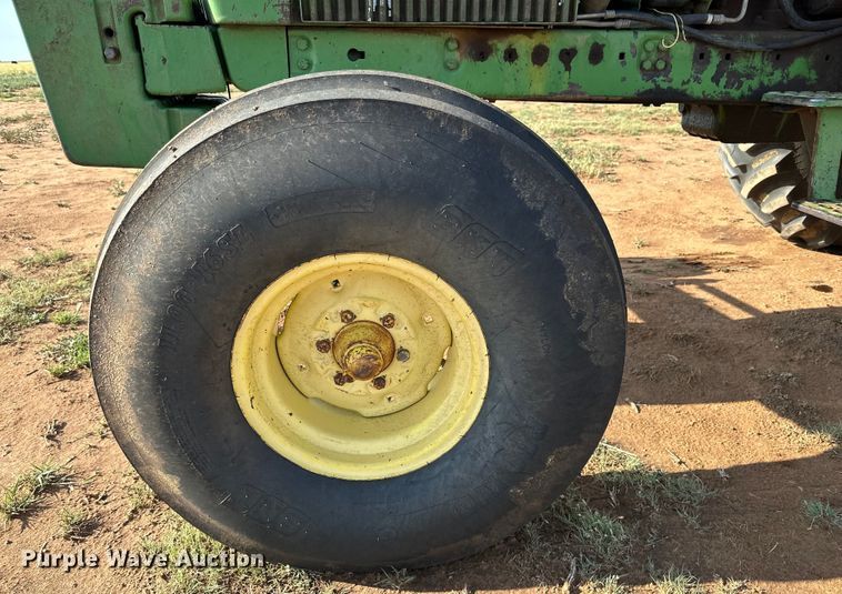 image for item DK6895 1975 John Deere 4430 tractor