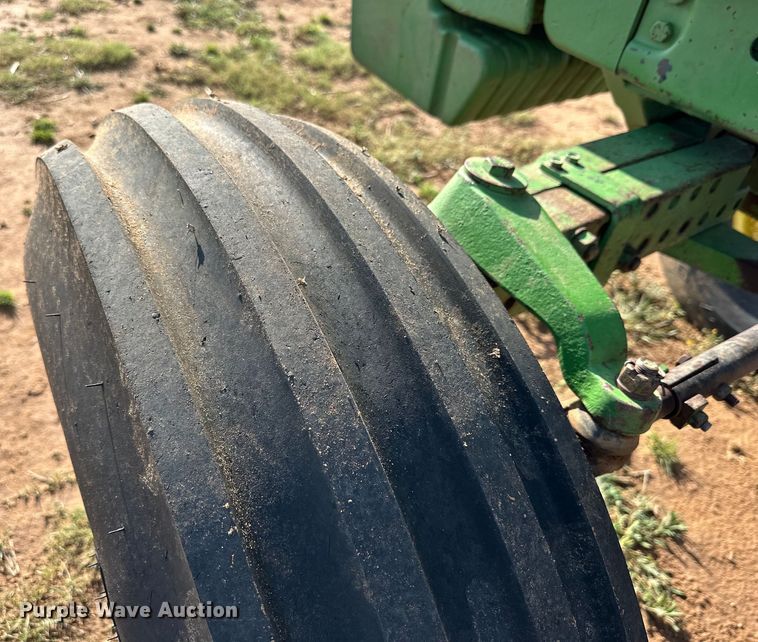 image for item DK6895 1975 John Deere 4430 tractor