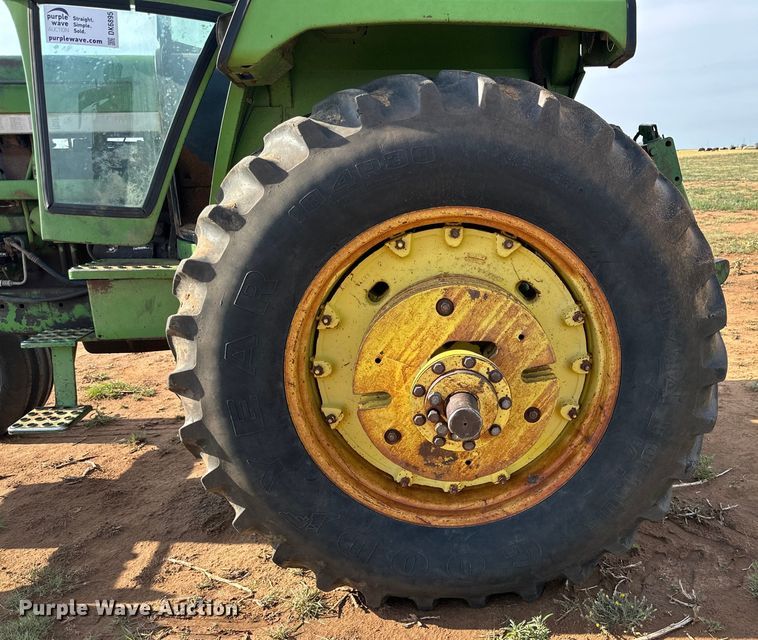 image for item DK6895 1975 John Deere 4430 tractor