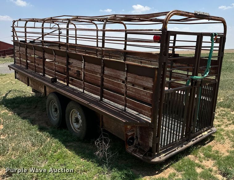 image for item DK6898 Dugan livestock trailer