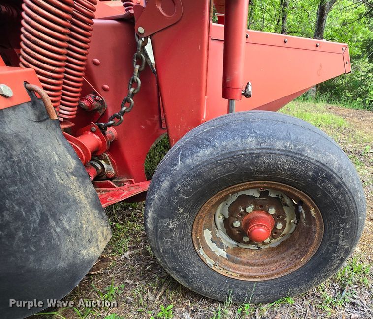 image for item DM1701 2000 Case 8312T swather / windrower