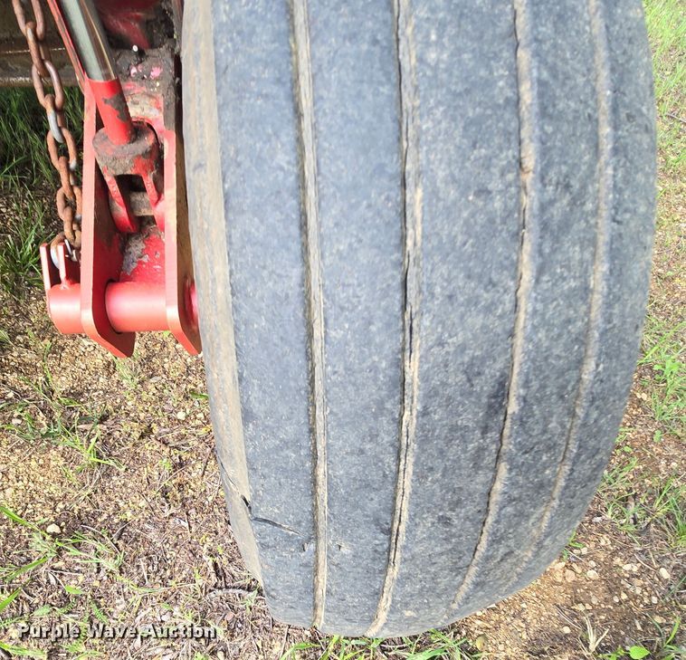 image for item DM1701 2000 Case 8312T swather / windrower