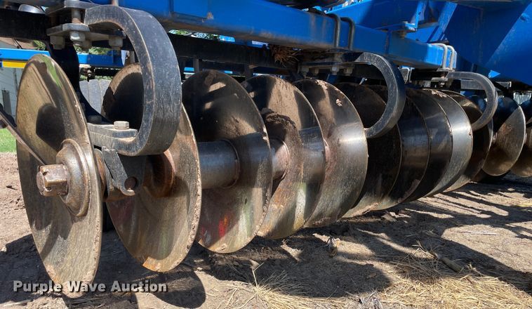 image for item DM2728 2011 Landoll 6230 tandem disk