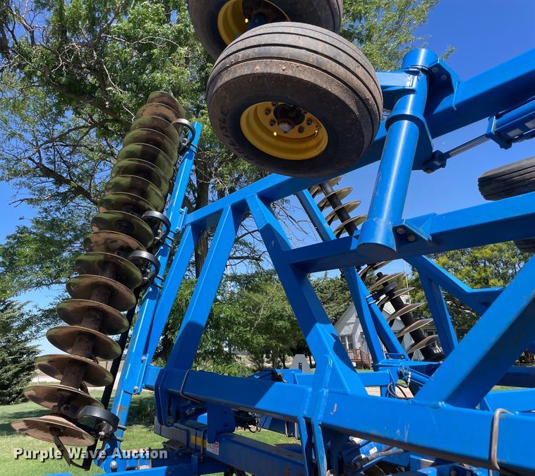 image for item DM2728 2011 Landoll 6230 tandem disk
