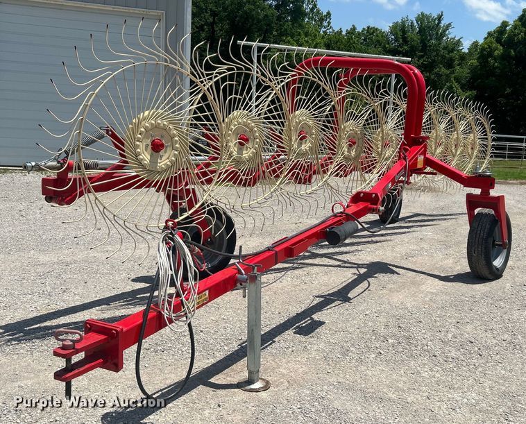 image for item DO6493 2020 Enrossi  RT-9 hay rake