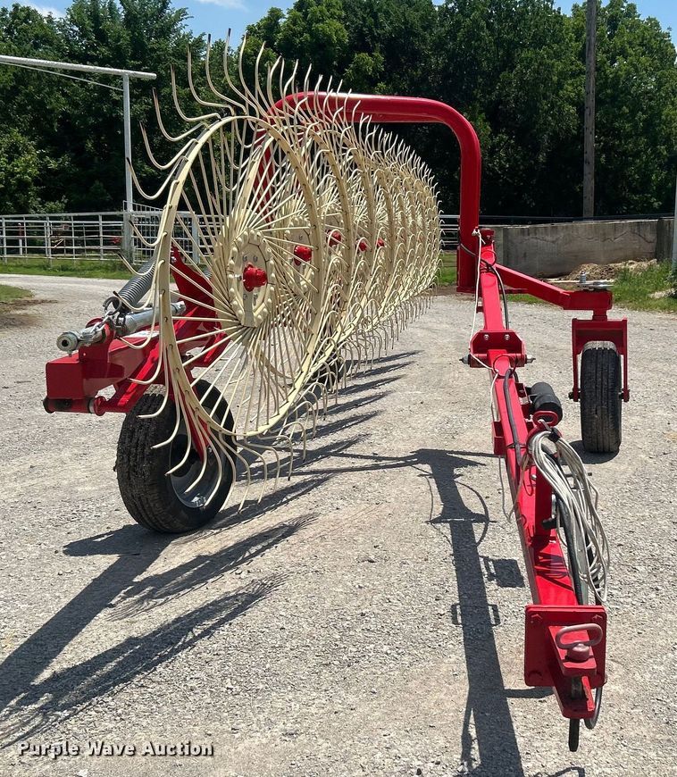 image for item DO6493 2020 Enrossi  RT-9 hay rake