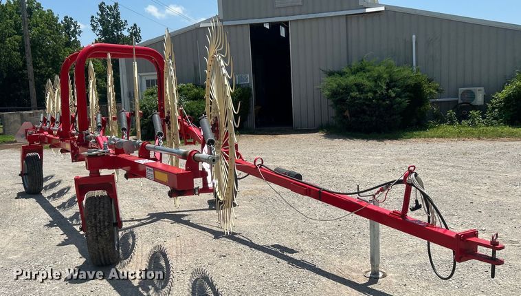 image for item DO6493 2020 Enrossi  RT-9 hay rake