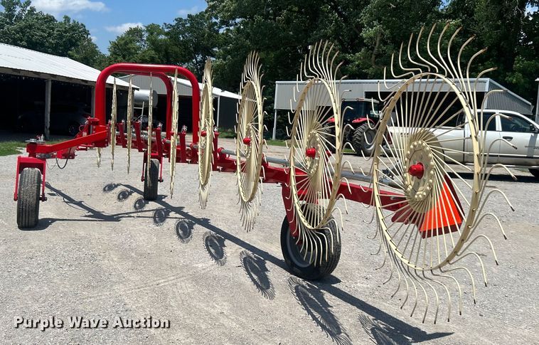 image for item DO6493 2020 Enrossi  RT-9 hay rake