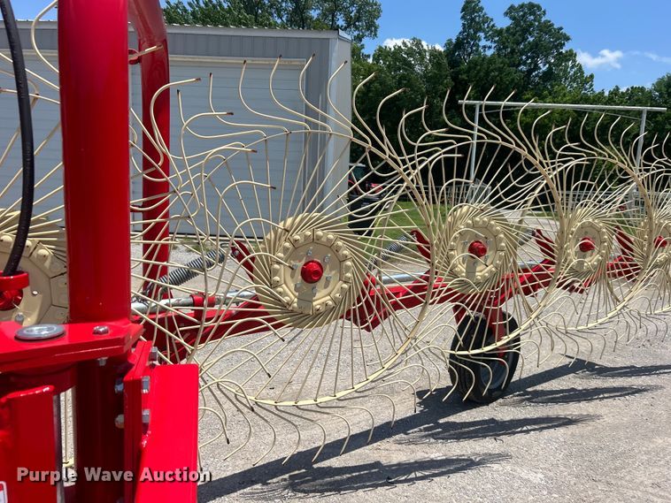 image for item DO6493 2020 Enrossi  RT-9 hay rake