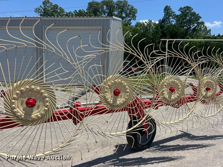 image for item DO6493 2020 Enrossi  RT-9 hay rake