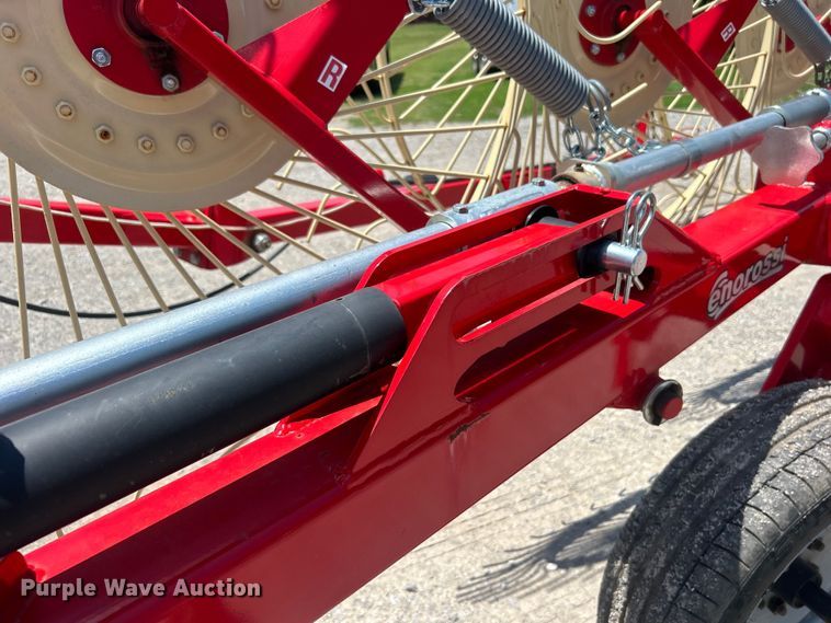 image for item DO6493 2020 Enrossi  RT-9 hay rake